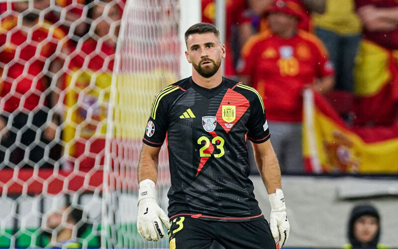 Thủ môn Tây Ban Nha huyền thoại của bóng đá thế giới